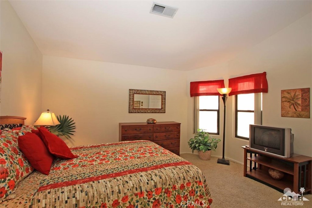 Oasis Country Club - Residential