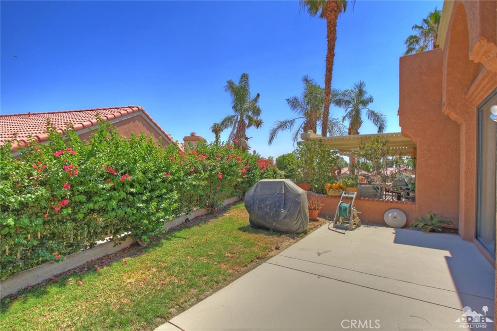 Oasis Country Club - Residential