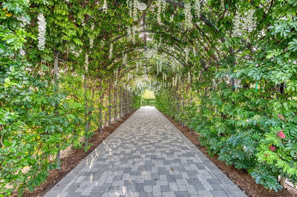 Los Ranchos Estates (LRE) - Residential