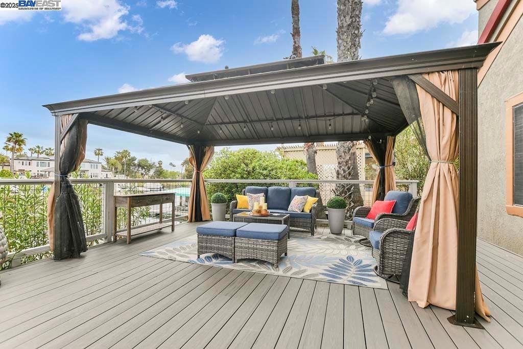 DELTA WATERFRONT ACCESS - Residential