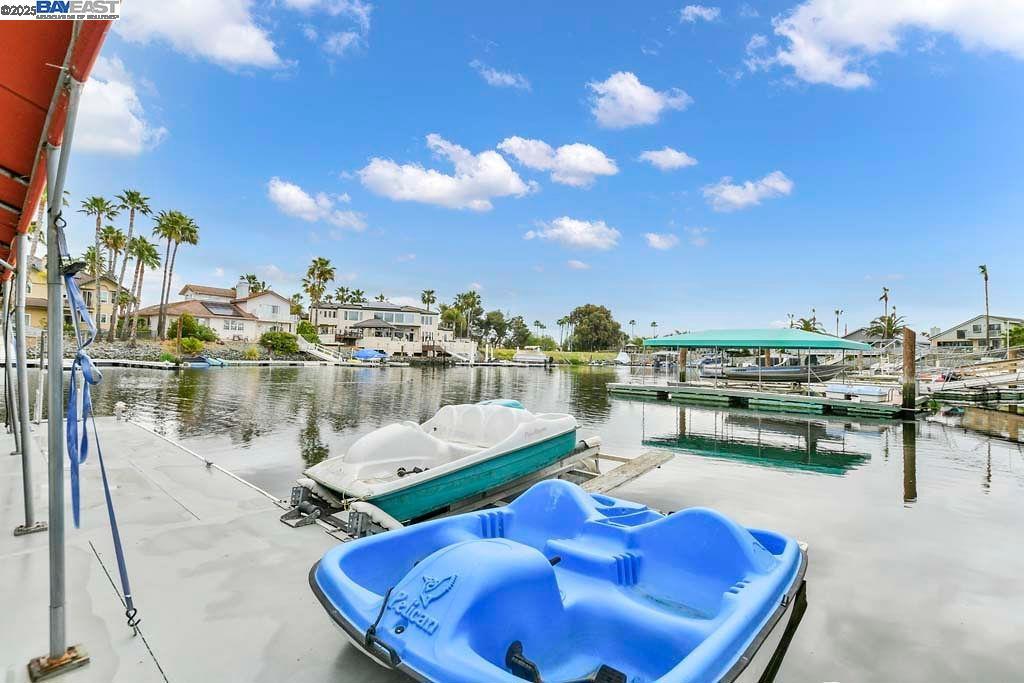 DELTA WATERFRONT ACCESS - Residential