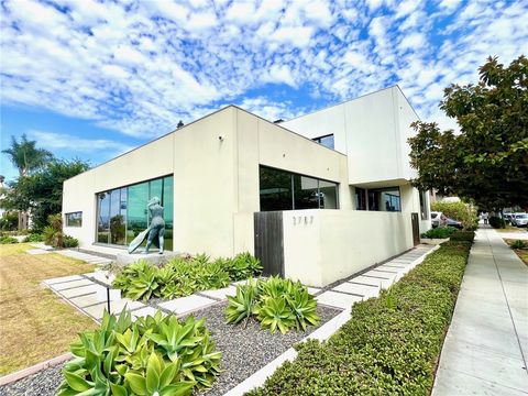 2767 E. Ocean Boulevard Long Beach CA 90803