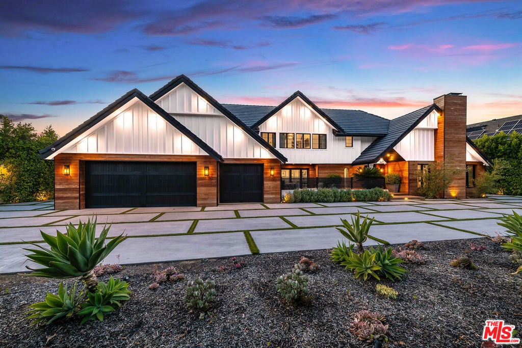 3915 Vista Linda Drive