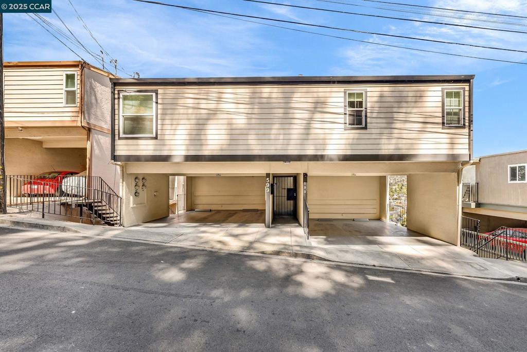 599 Jackson St