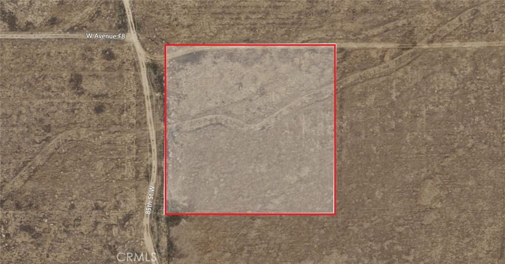 3789 Vac/Cor Avenue, Antelope Acres (APN: 3219-026-008) captures the essence of rural living with wide acreage and sweeping views. A property full of promise for those with cultivation vision.