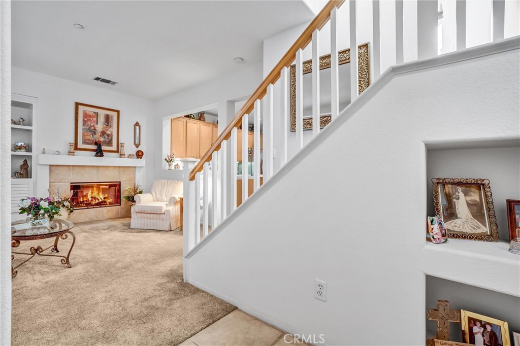 Properties 4 65 Windward Way