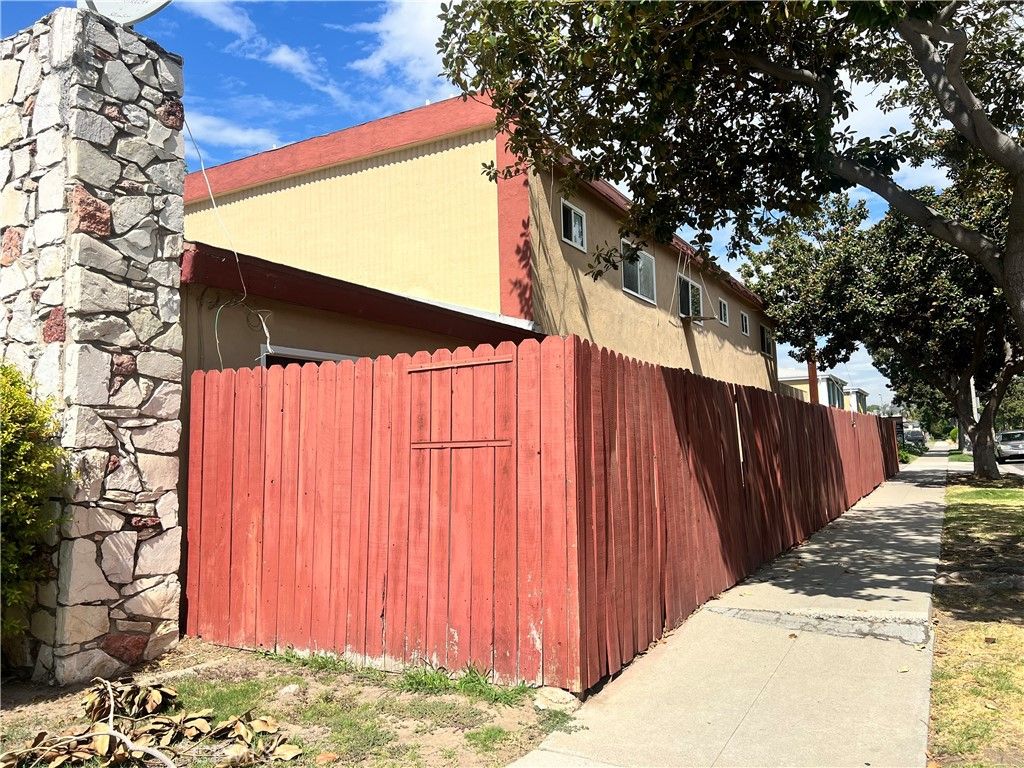 listing image 130721040765284321451