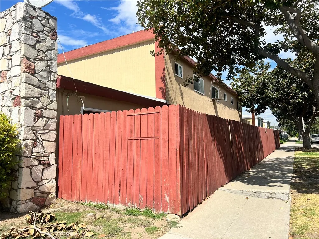 Fullerton, California 92831, United States, ,Residential,Active,226618