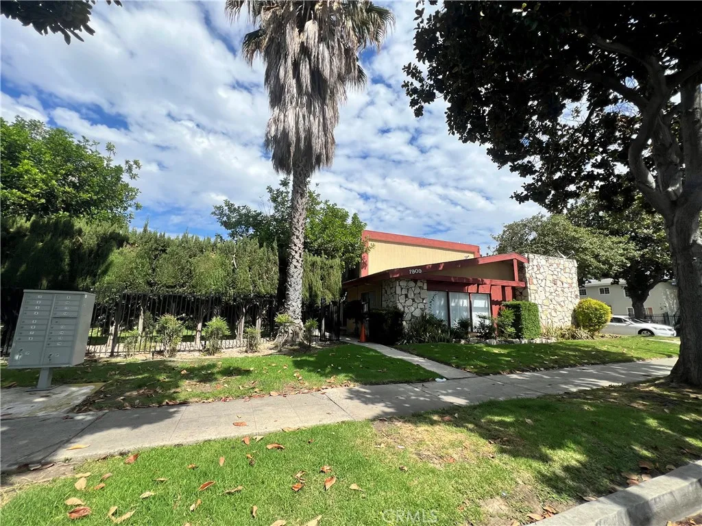 Fullerton, California 92831, United States, ,Residential,Active,226618