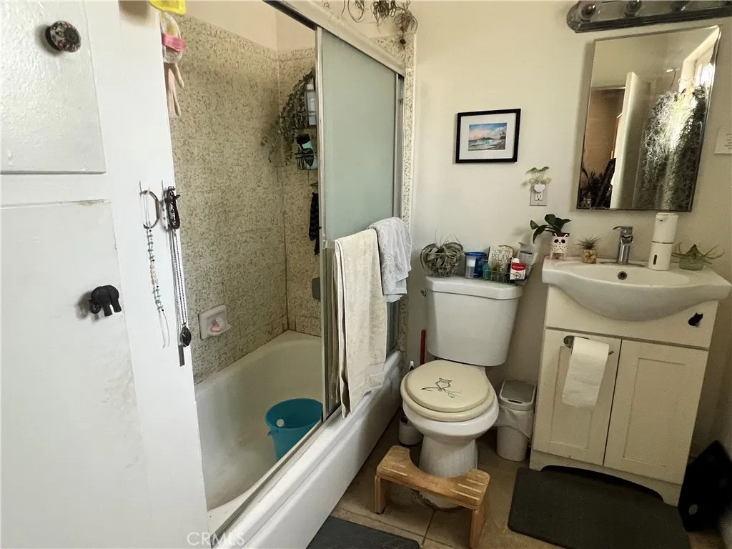 Fullerton, California 92831, United States, ,Residential,Active,226618