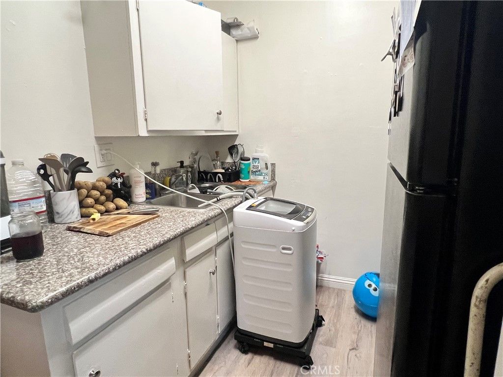 listing image 130721172685150989026