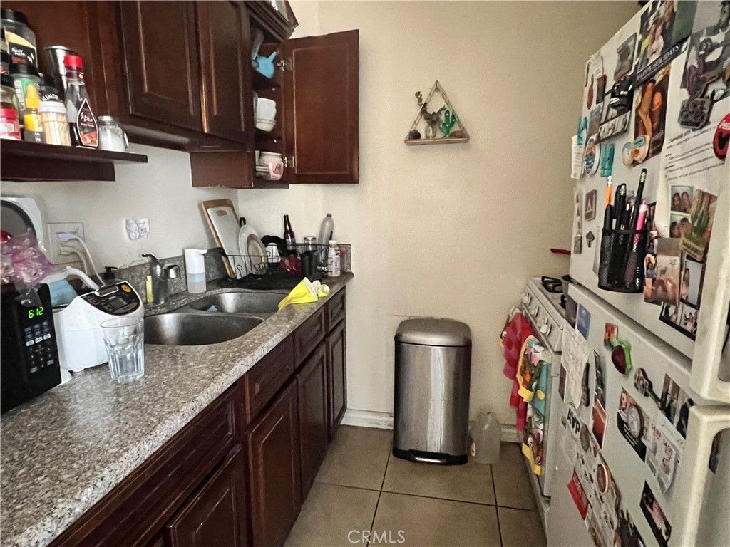 listing image 130723033026390851638