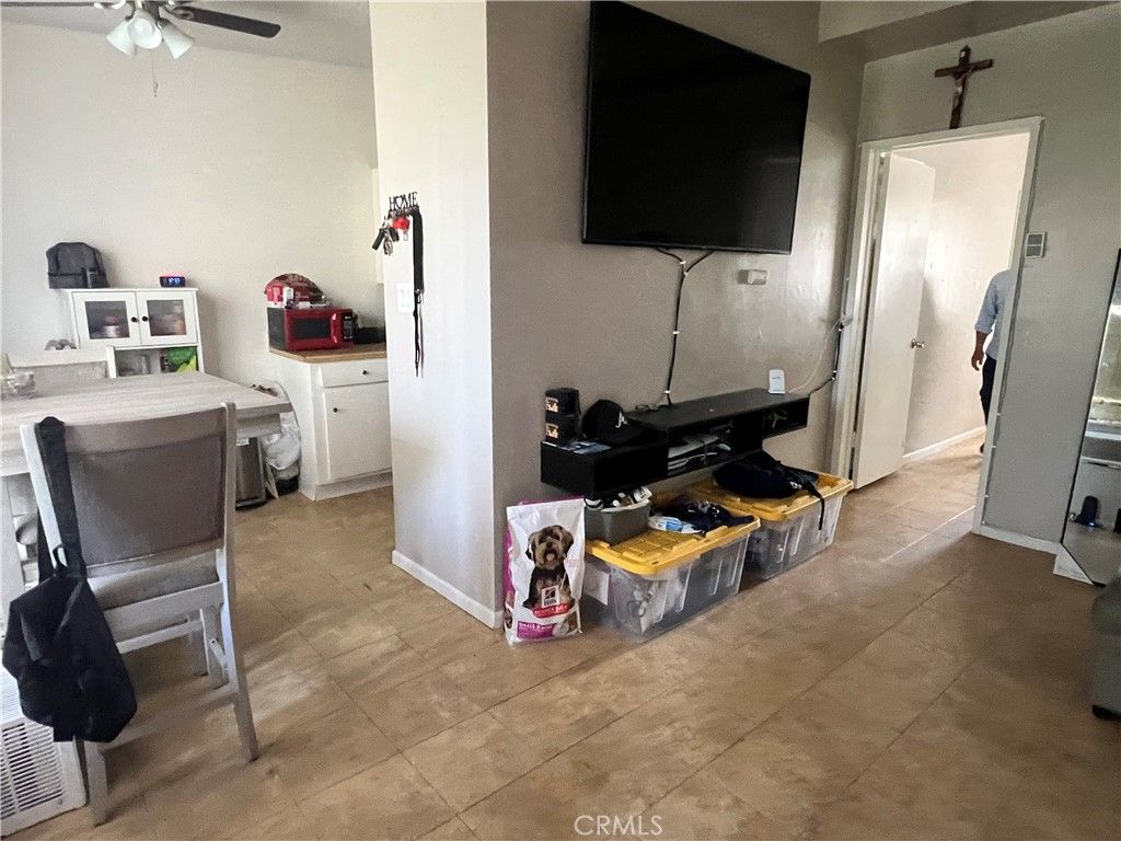 listing image 130727086284866882010