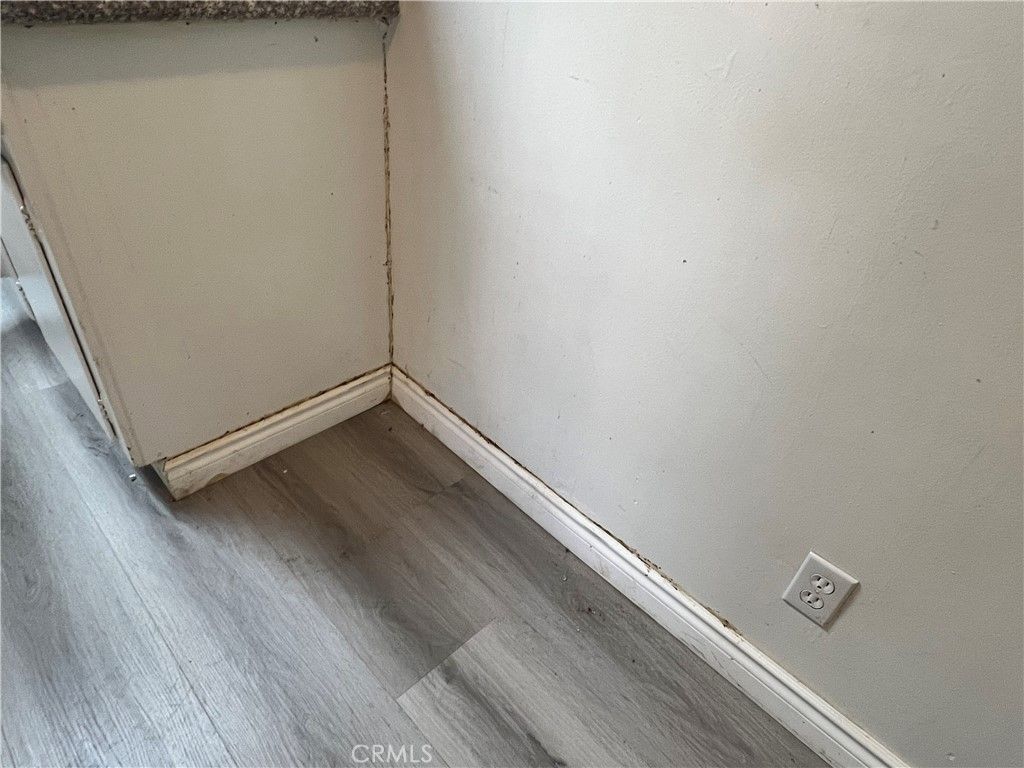 listing image 130727830774778294955