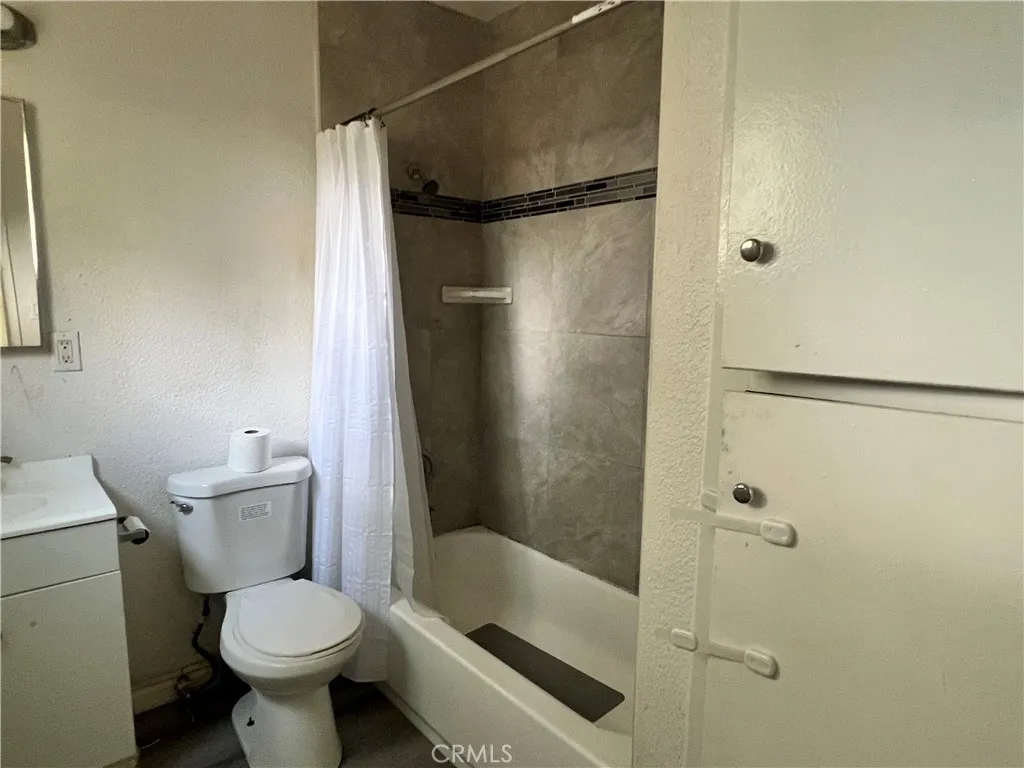 Fullerton, California 92831, United States, ,Residential,Active,226618