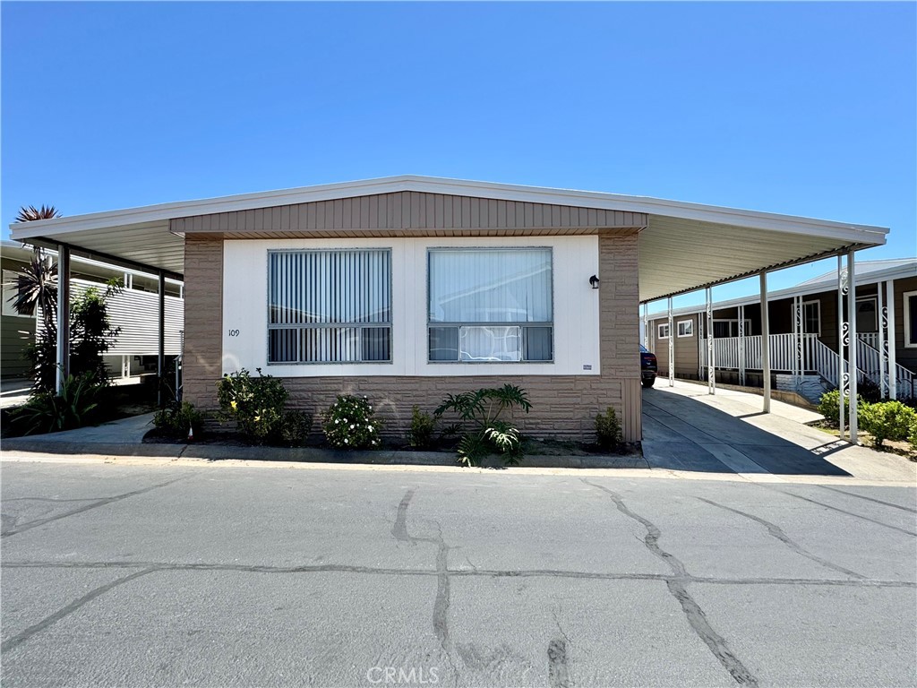 23301 Ridge Route Drive 109