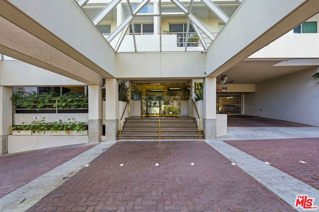 Photo of 1131 Alta Loma Road #326, West Hollywood, CA 90069 (MLS # 26836047)