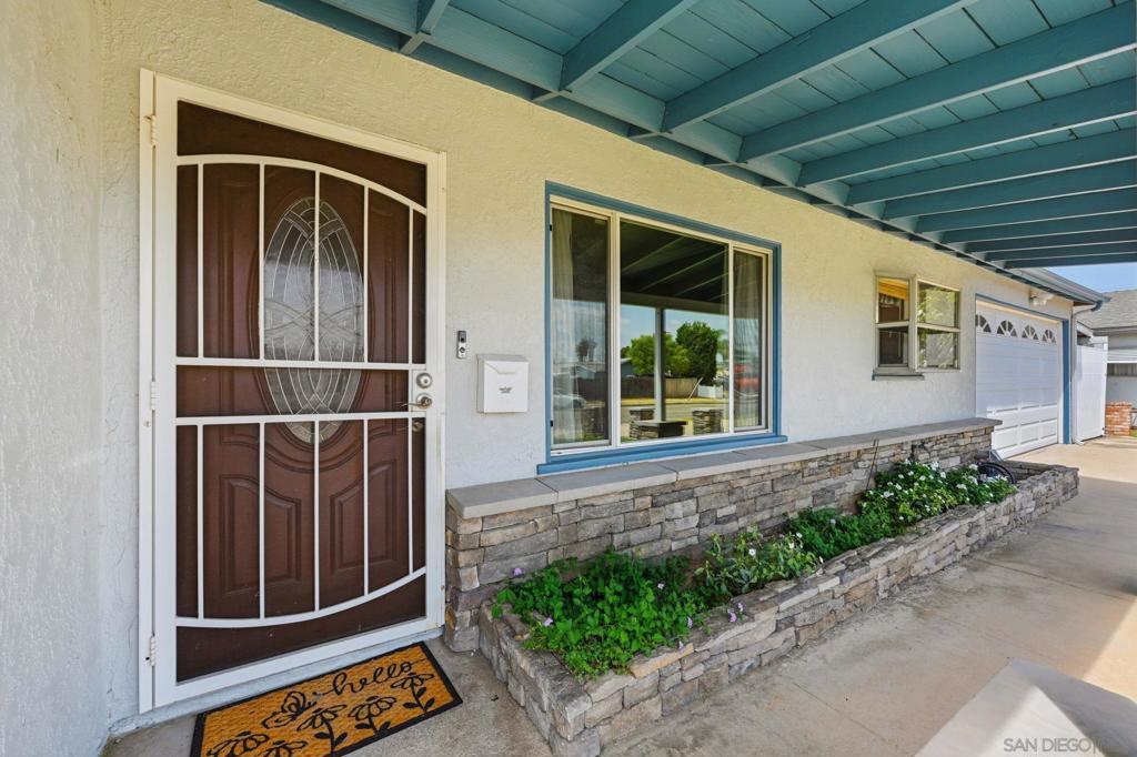 936 Spinel Ave