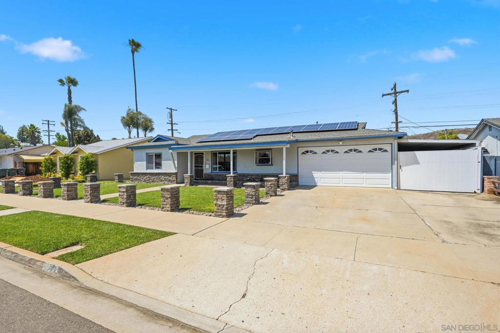 936 Spinel Ave
