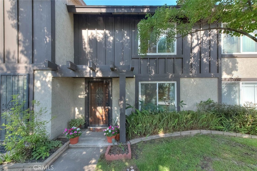 11209 Lambert WAY, Stanton CA 90680