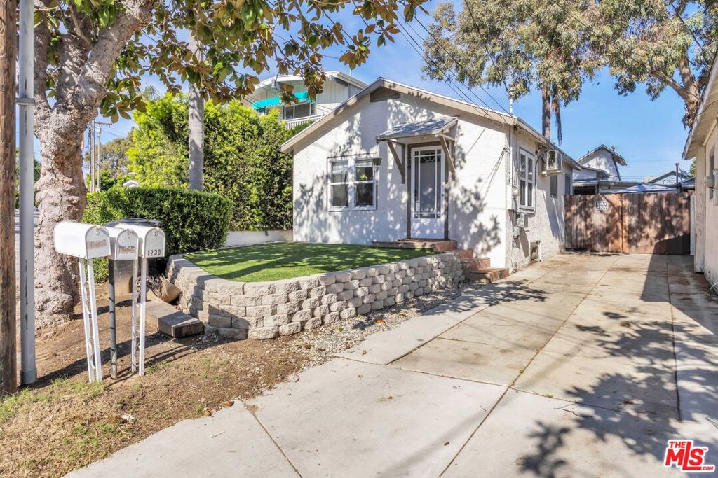 1226 Corona Street