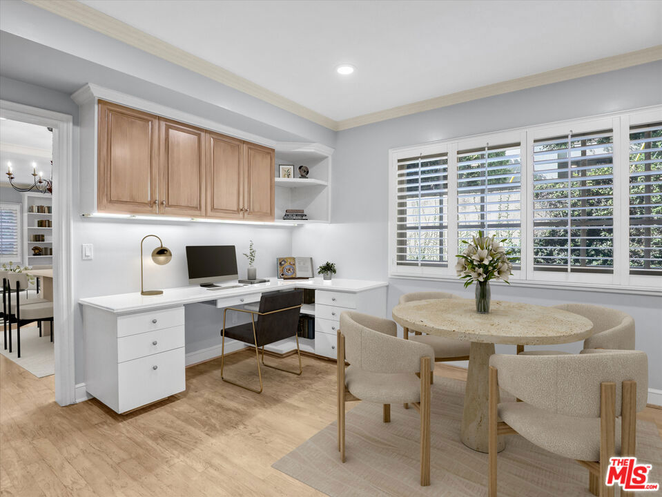 277 S Spalding Drive 102