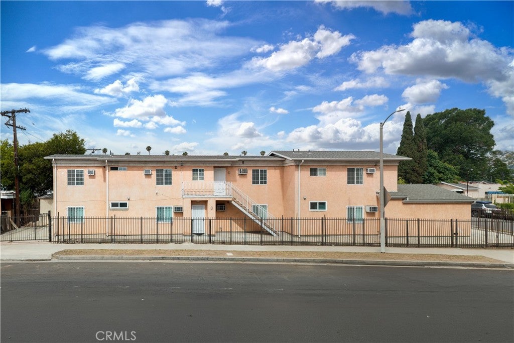 400 W 109th St