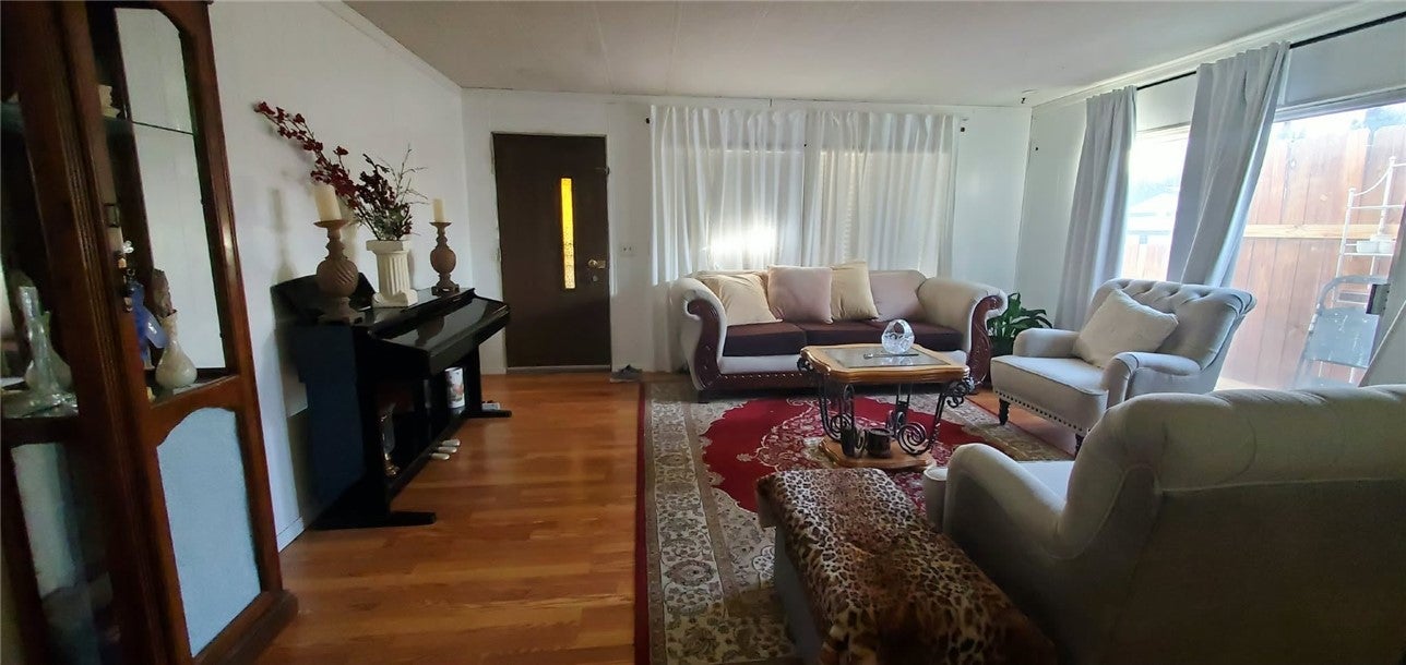 8655 Santa Fe Avenue E 43