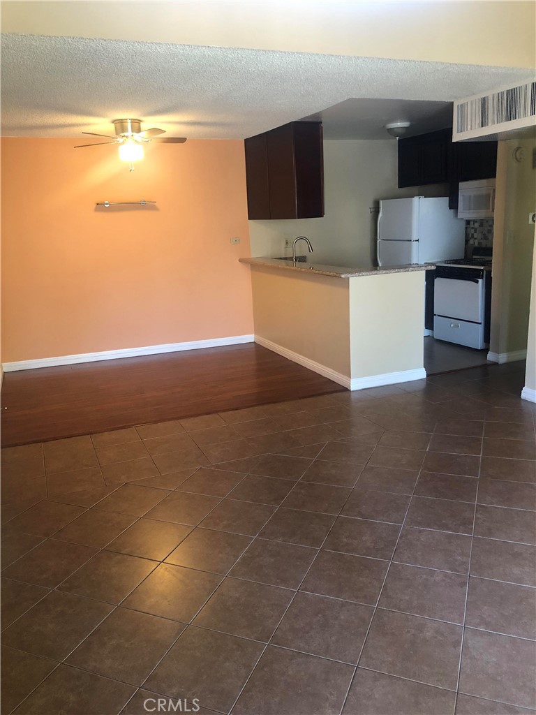 8601 International Avenue 236