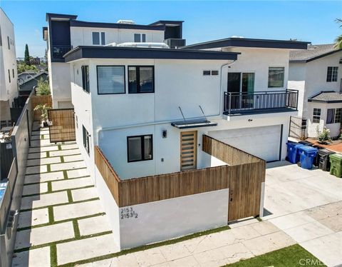 Photo of 2151 S West View Street, Los Angeles, CA 90016 (MLS # SB25275048)