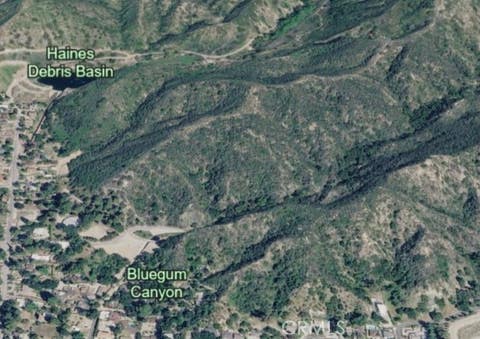 Photo of 0 Tujunga, Tujunga, CA 91042 (MLS # SR26155377)