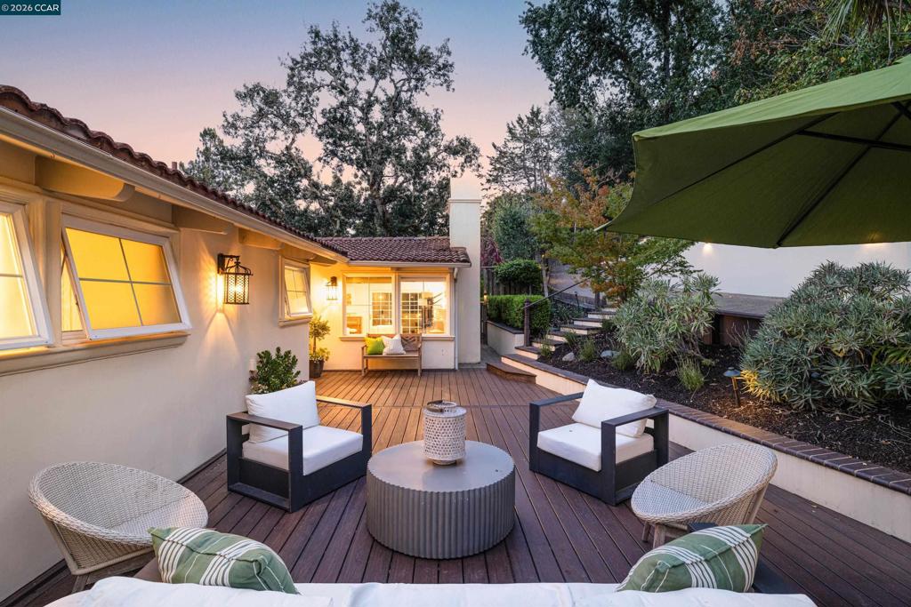 60 Tarry Ln Ln, Orinda CA 94563