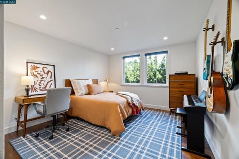 Tiny photo for 60 Tarry Ln Ln, Orinda, CA 94563 (MLS # 41142231)