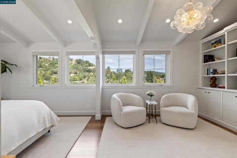 Tiny photo for 60 Tarry Ln Ln, Orinda, CA 94563 (MLS # 41142231)