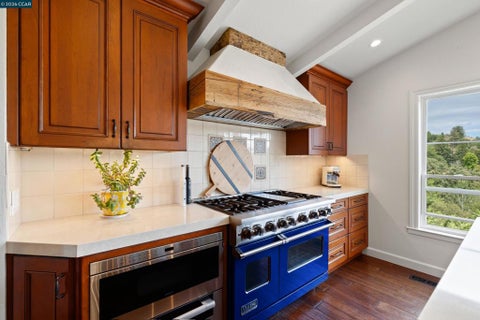 Tiny photo for 60 Tarry Ln Ln, Orinda, CA 94563 (MLS # 41142231)