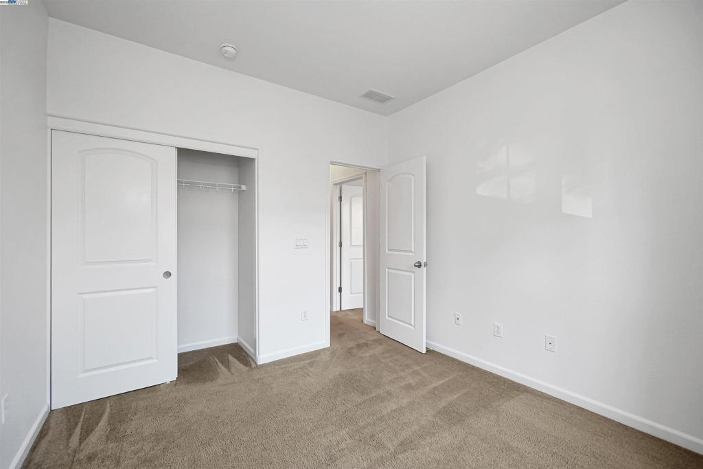 HAYWARD - Residential