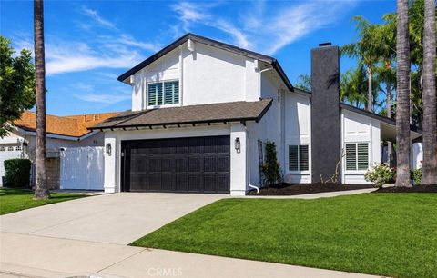 23912 Via La Coruna Mission Viejo CA 92691
