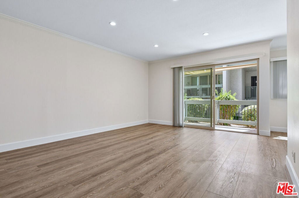 4706 Park Granada 185