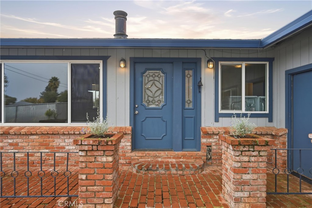 Properties 3 9035 Salinan Way