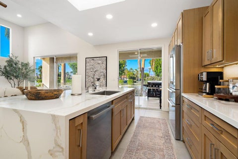 Tiny photo for 62 Lake Shore Drive, Rancho Mirage, CA 92270 (MLS # 219154515DA)