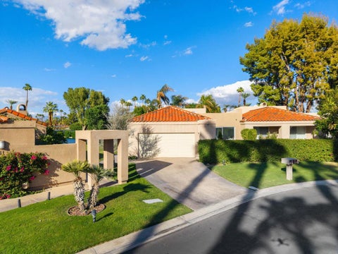 Tiny photo for 62 Lake Shore Drive, Rancho Mirage, CA 92270 (MLS # 219154515DA)