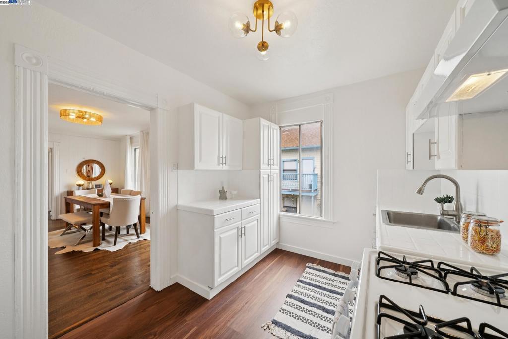 CENTRAL ALAMEDA - Residential Income
