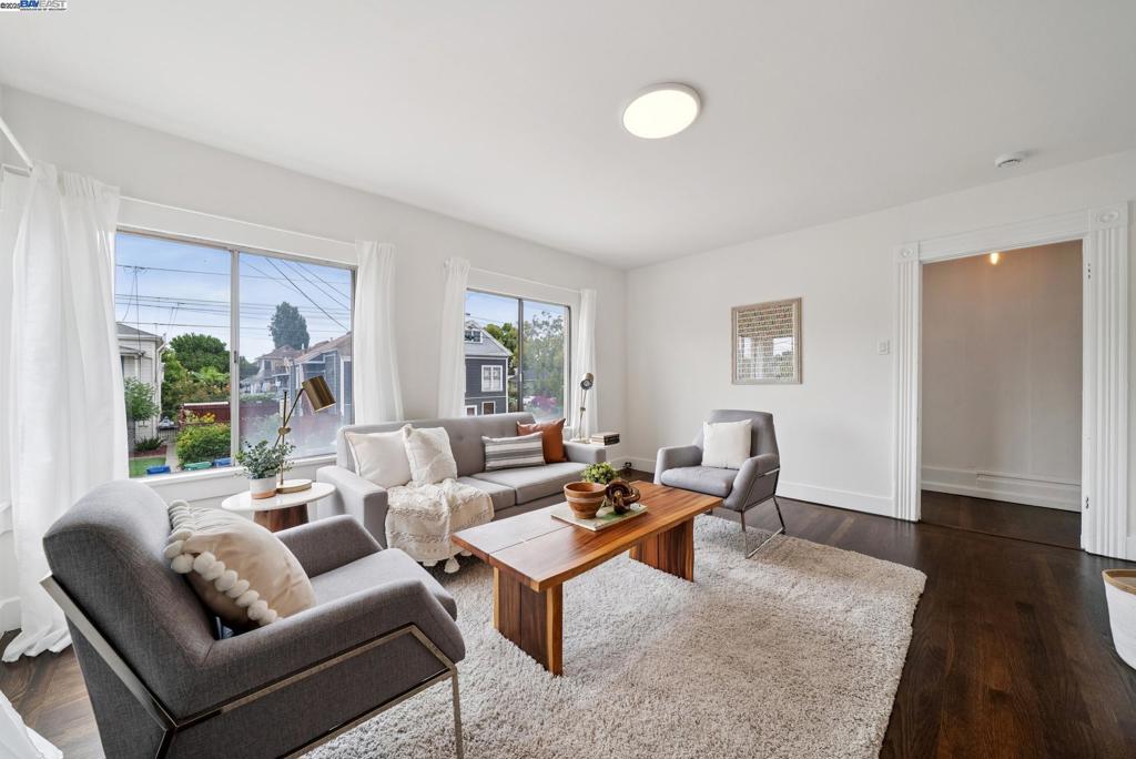 CENTRAL ALAMEDA - Residential Income