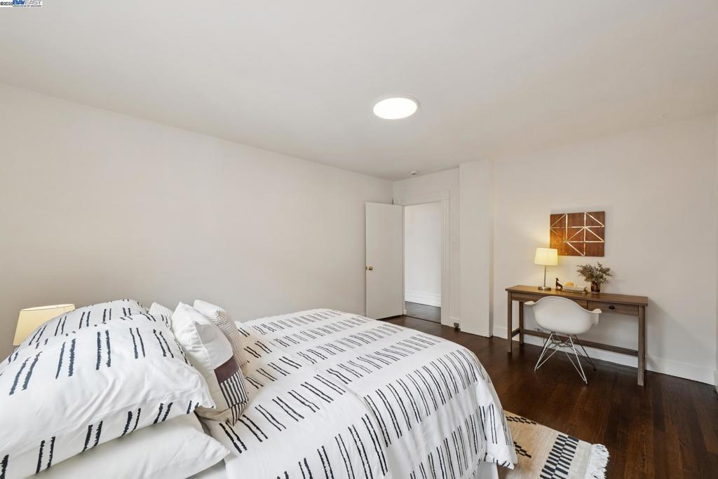 CENTRAL ALAMEDA - Residential Income