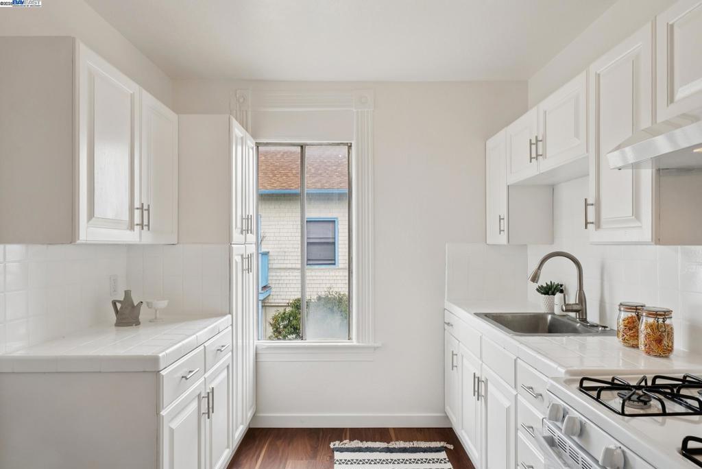 CENTRAL ALAMEDA - Residential Income