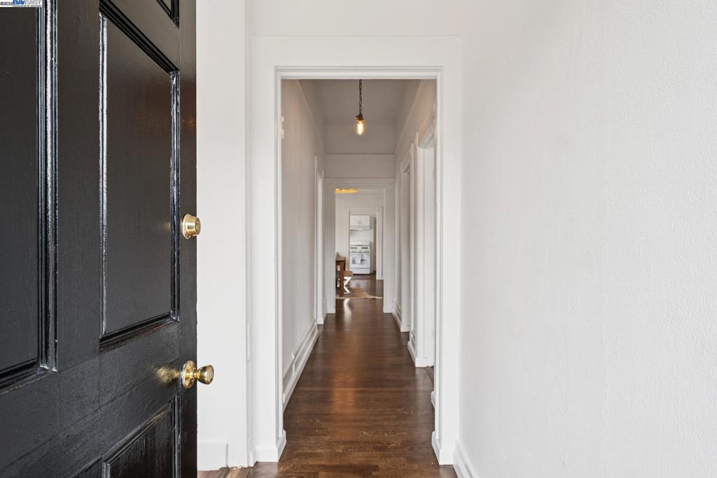 CENTRAL ALAMEDA - Residential Income