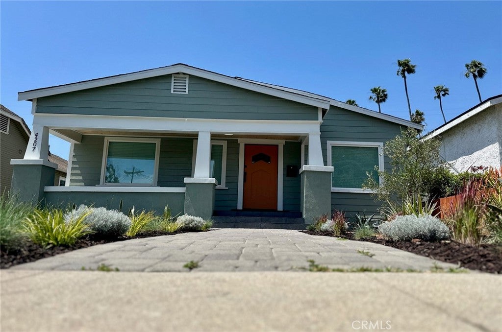 4207 S Van Ness Avenue, Los Angeles CA 90062