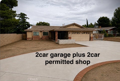 Photo of 41910 60th ST W, Quartz Hill, CA 93536 (MLS # SR26178840)