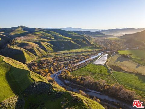 Photo of 11 Mail Road, Lompoc, CA 93436 (MLS # 25569025)