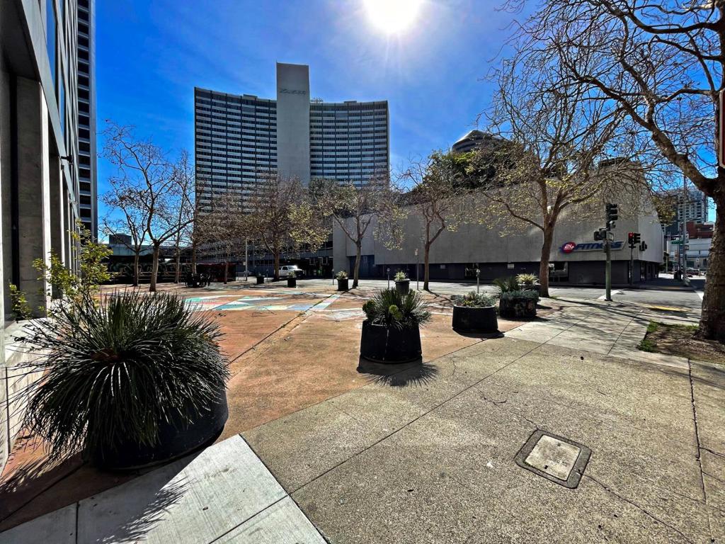 Located in Prime Corner in Central Business District , approximately 2 blocks North of 19th Street Bart, 3 Blocks from Lake Merritt. Walker Paradise. Zoning in Height Area 7 no limit.